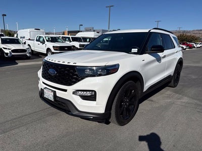 2023 Ford Explorer ST-Line