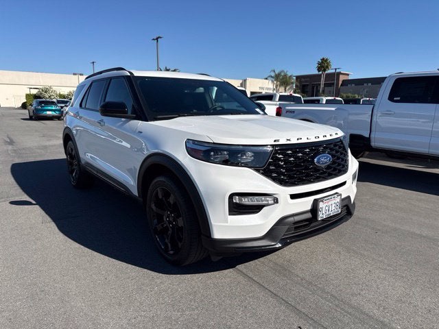2023 Ford Explorer ST-Line