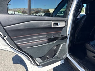 2024 Ford Explorer ST-Line