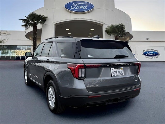 2025 Ford Explorer Active