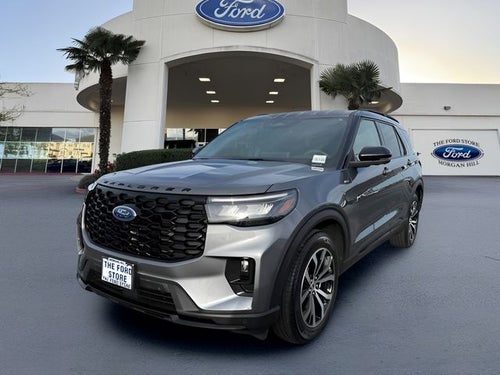 2025 Ford Explorer ST-Line