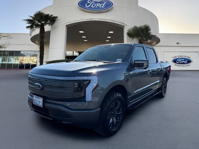 2022 Ford F-150 Lightning Lariat