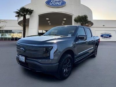 2022 Ford F-150 Lightning Lariat