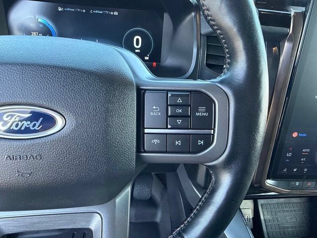 2022 Ford F-150 Lightning Lariat
