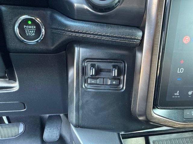 2022 Ford F-150 Lightning Lariat