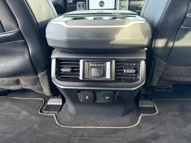 2023 Ford F-150 Lightning Platinum