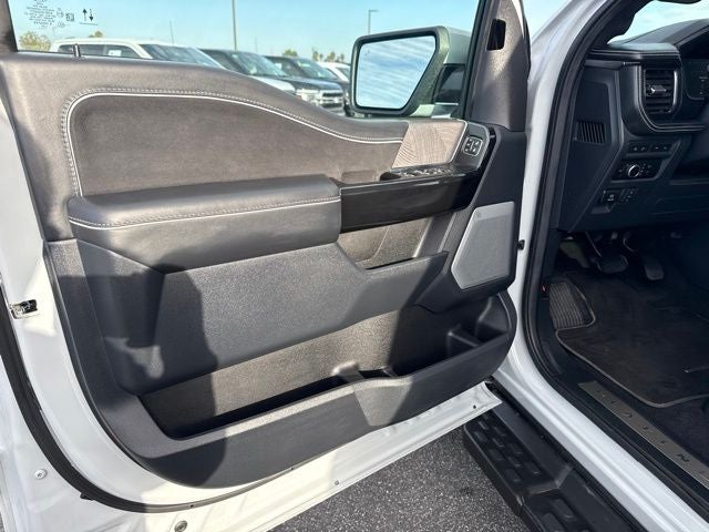 2023 Ford F-150 Lightning Platinum