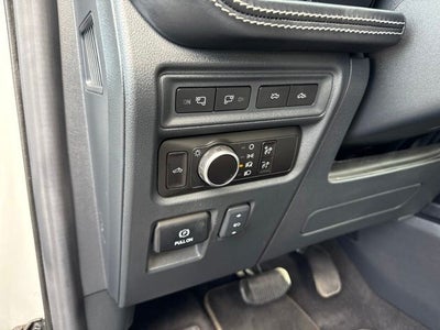 2023 Ford F-150 Lightning Platinum