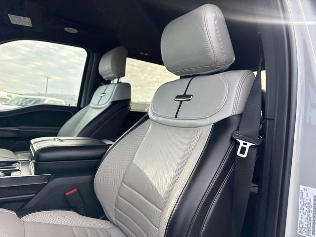 2023 Ford F-150 Lightning Platinum