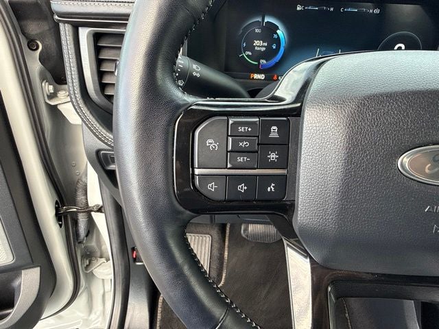 2023 Ford F-150 Lightning Platinum