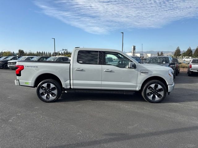 2023 Ford F-150 Lightning Platinum