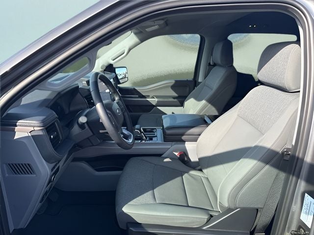 2024 Ford F-150 Lightning Flash