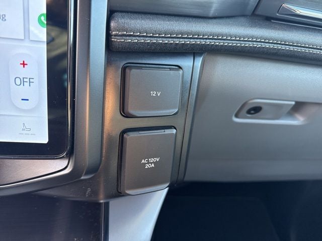 2024 Ford F-150 Lightning Flash