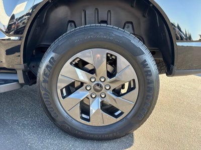 2024 Ford F-150 Lightning Flash