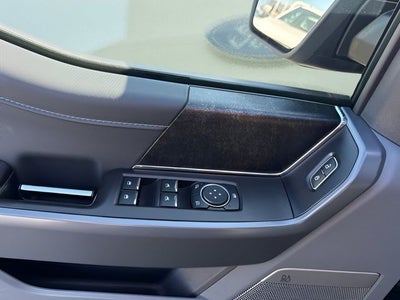 2024 Ford F-150 Lightning Flash