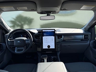2024 Ford F-150 Lightning Flash