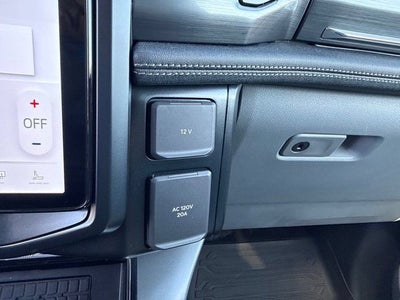 2024 Ford F-150 Lightning Flash