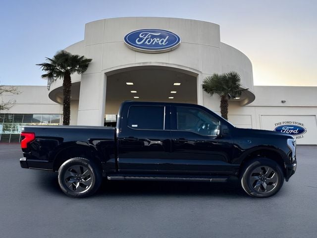 2024 Ford F-150 Lightning Flash