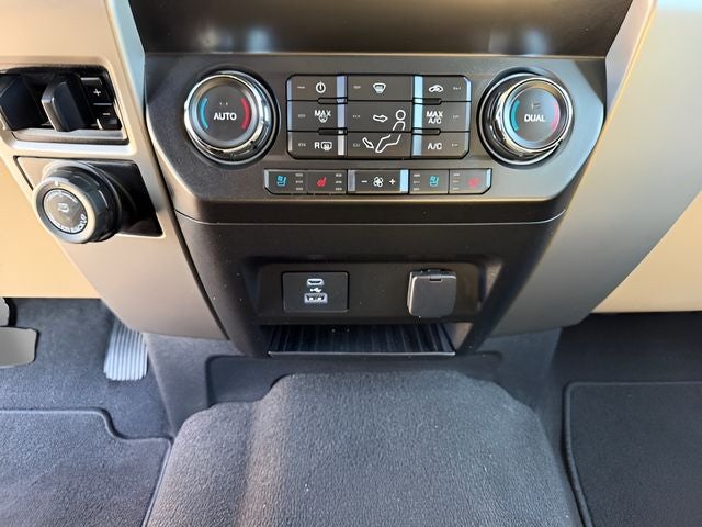 2021 Ford F-250SD Lariat