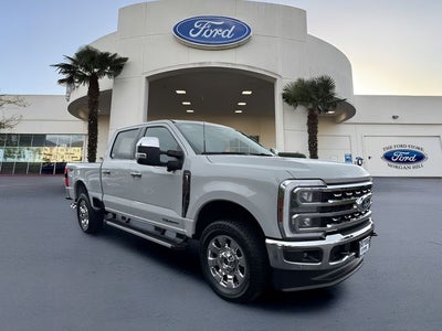 2026 Ford F-350SD Lariat