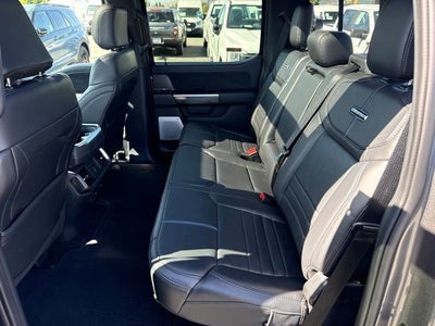 2025 Ford F-150 Platinum