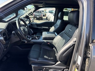 2025 Ford F-150 Platinum
