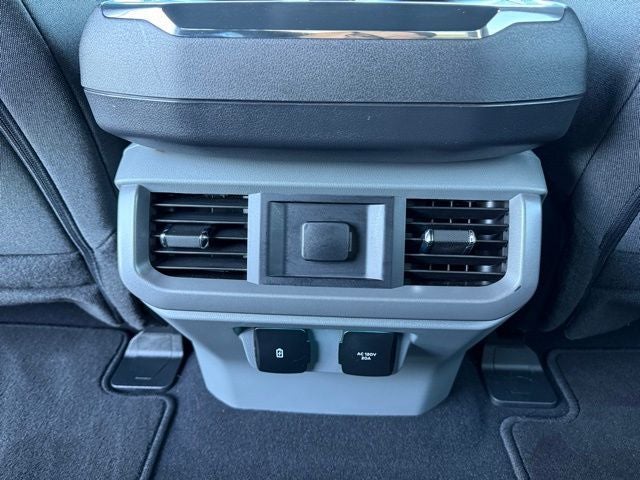 2023 Ford F-150 Lightning XLT