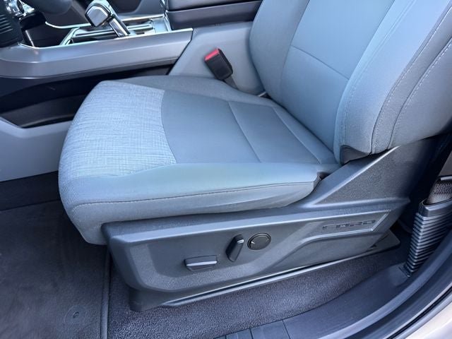 2023 Ford F-150 Lightning XLT