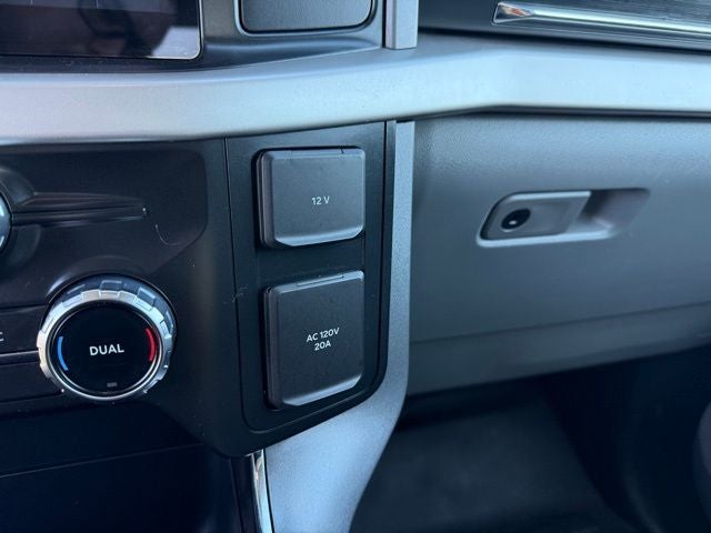 2022 Ford F-150 Lightning Pro