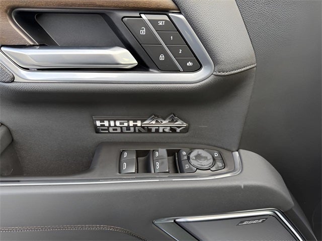 2025 Chevrolet Silverado 1500 High Country