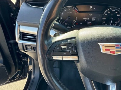 2023 Cadillac XT4 Premium Luxury