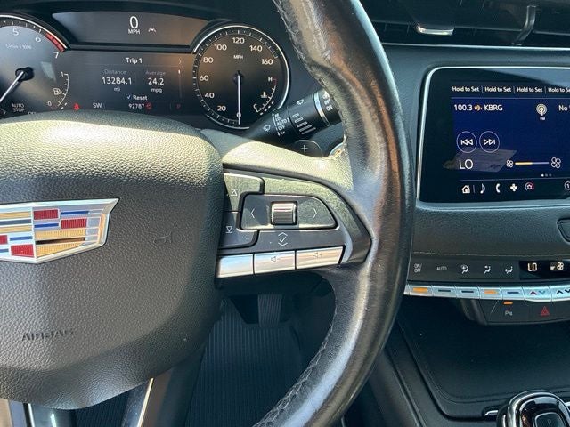 2023 Cadillac XT4 Premium Luxury