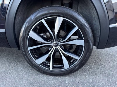 2024 Volkswagen Atlas 2.0T SEL Premium R-Line