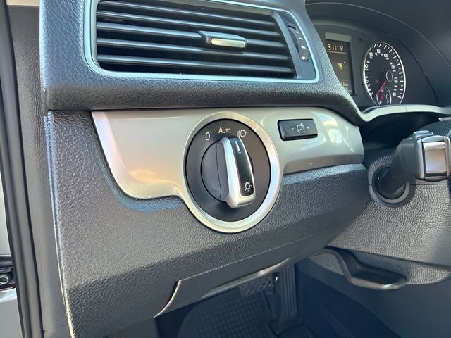 2014 Volkswagen Passat 1.8T S