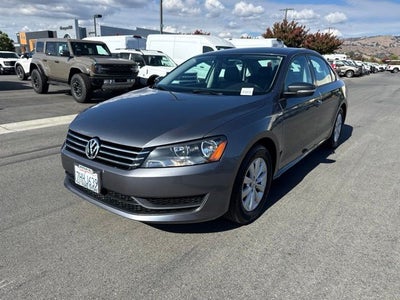 2014 Volkswagen Passat 1.8T S