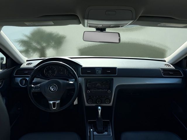2014 Volkswagen Passat 1.8T S