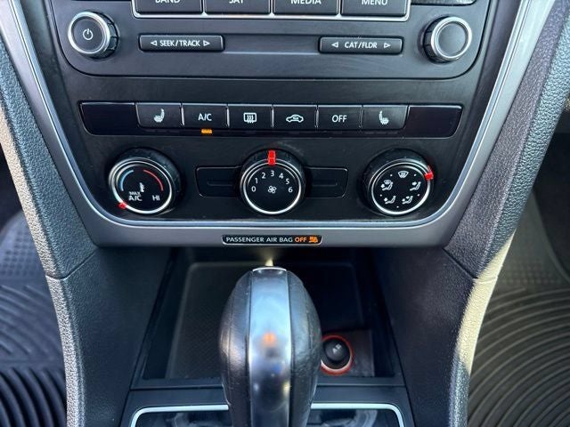 2014 Volkswagen Passat 1.8T S