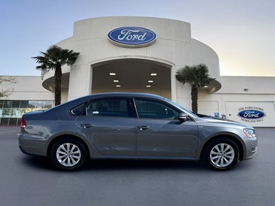2014 Volkswagen Passat 1.8T S