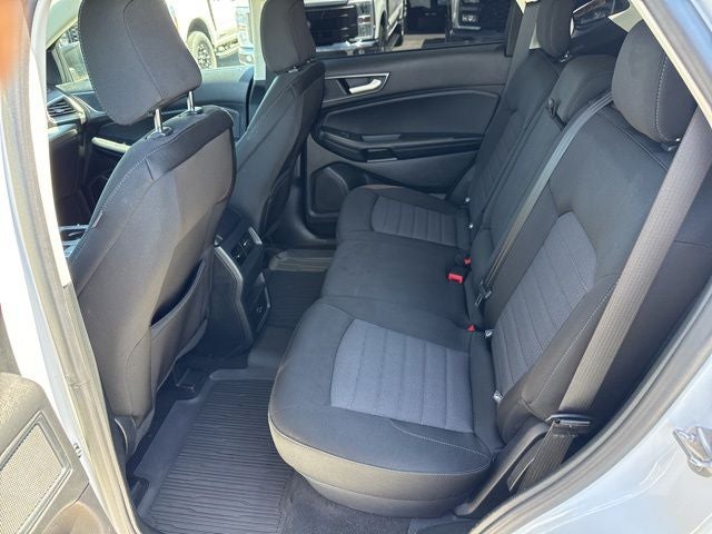 2021 Ford Edge SE