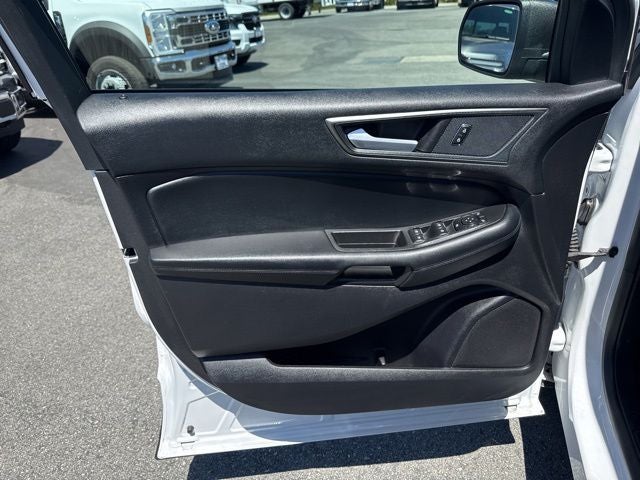 2021 Ford Edge SE