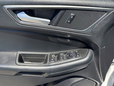 2021 Ford Edge SE