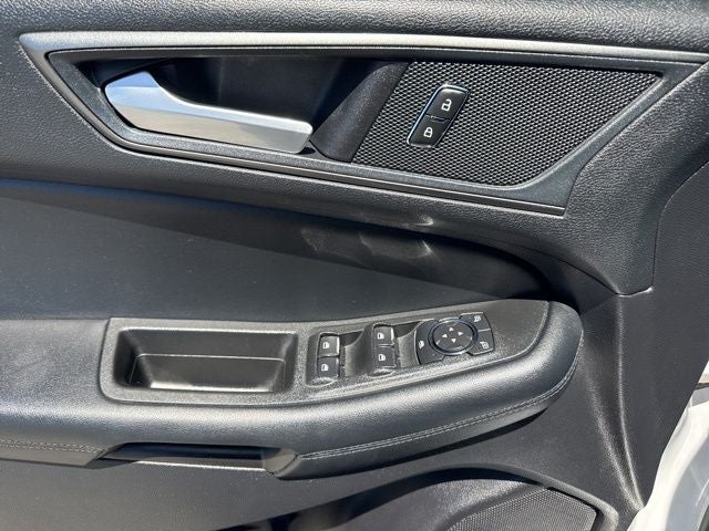 2021 Ford Edge SE