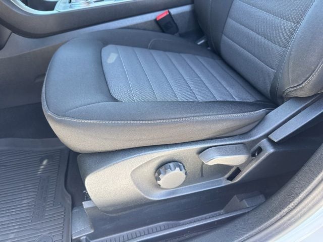 2021 Ford Edge SE