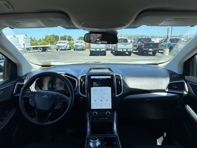 2021 Ford Edge SE