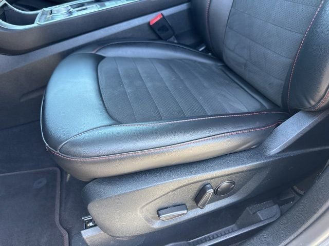 2021 Ford Edge ST Line
