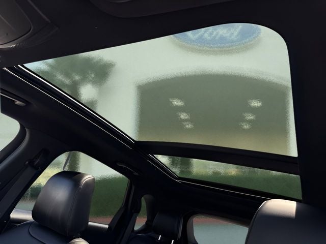 2021 Ford Edge ST Line