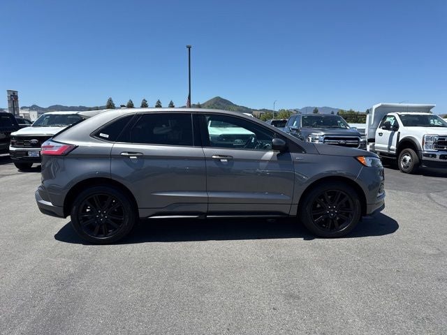 2021 Ford Edge ST Line