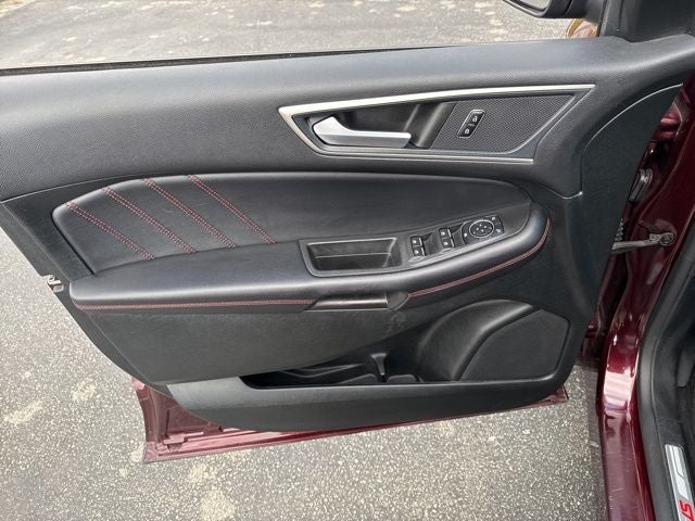2023 Ford Edge ST Line