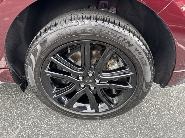 2023 Ford Edge ST Line