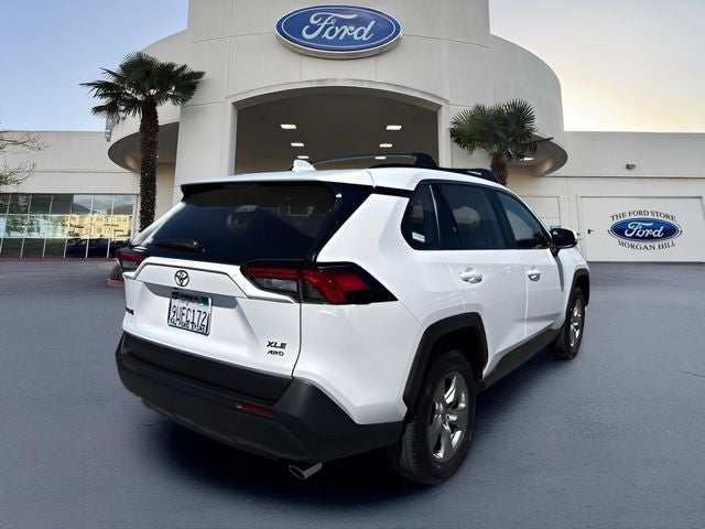 2025 Toyota RAV4 XLE